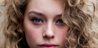 Buclele perfecte: cum ar trebui sa le coafezi si sa le ingrijesti