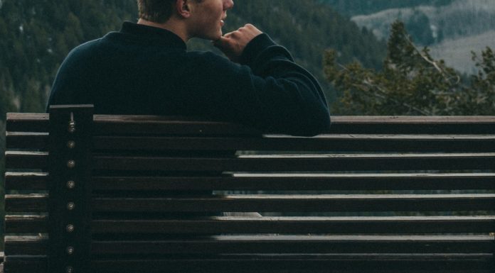 Ce sa imbraci cand mergi in padure? Afla Acum