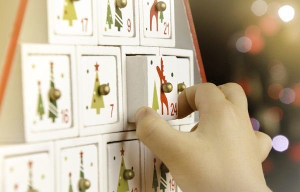 Cum sa faci un calendar advent cu machiaje