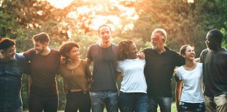 Familia, prietenii si preocuparile: sentimentul de apartenenta