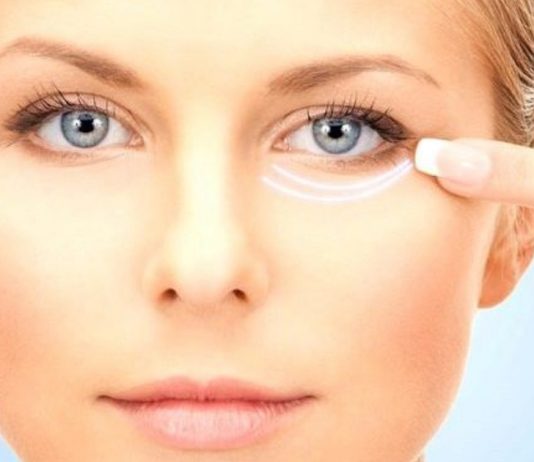 Remediu naturist de cafea si mango pentru a elimina cearcanele